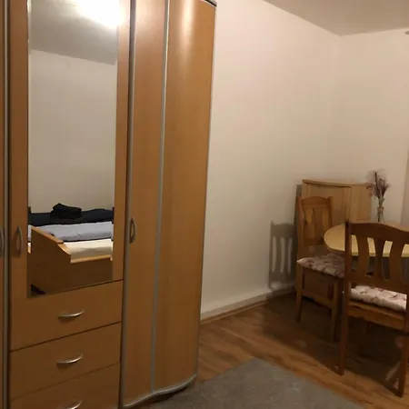 Zentral 1-7 Schlaf Plaetze S Appartement Siegen